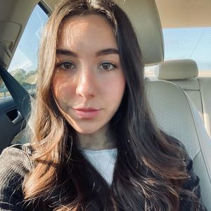 Meet your Posher, Arianna